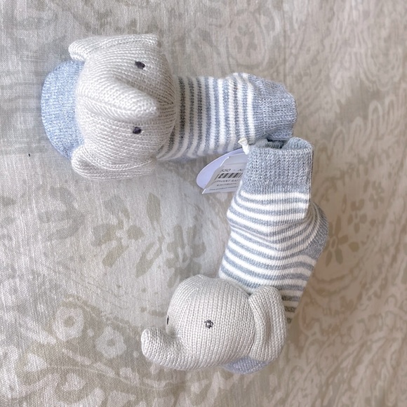 NWT | Mud Pie Baby Elephant Rattle Booties - Picture 4 of 5